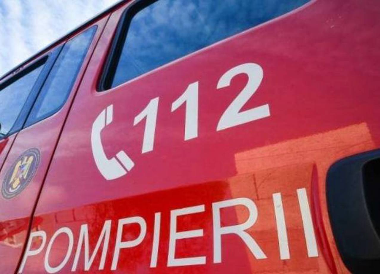 Incendiu la o școală din Constanța: Peste 700 de elevi și profesori, evacuați