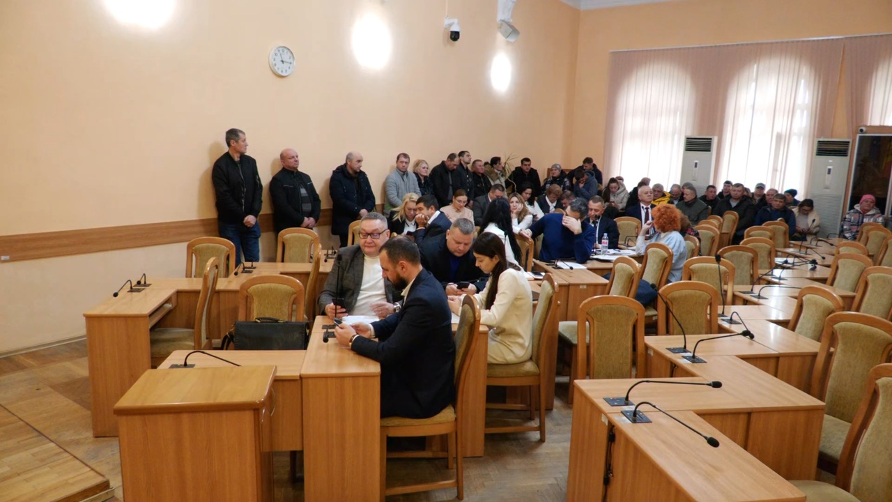  Ședința CMC, întreruptă. Angajații întreprinderilor municipale au venit din nou să-și ceară salariile