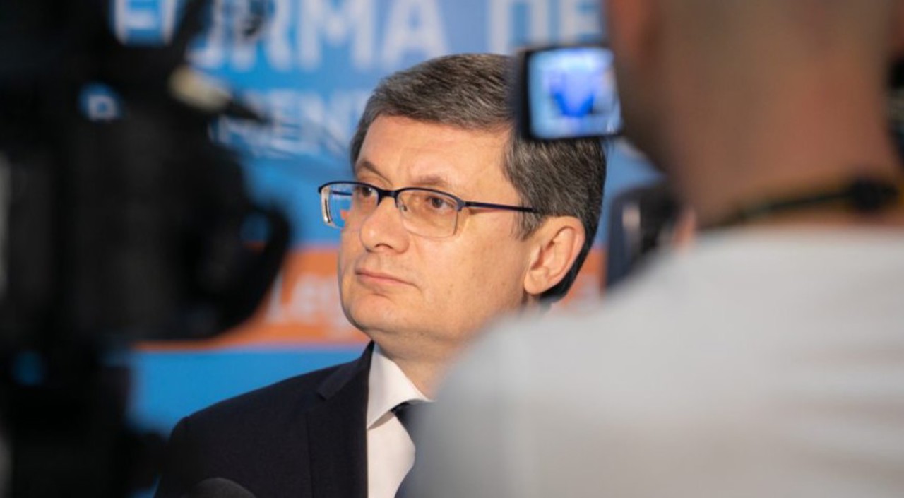 Majoritatea miniștrilor din Guvernul Munteanu își vor păstra fotoliile, anunță Grosu 