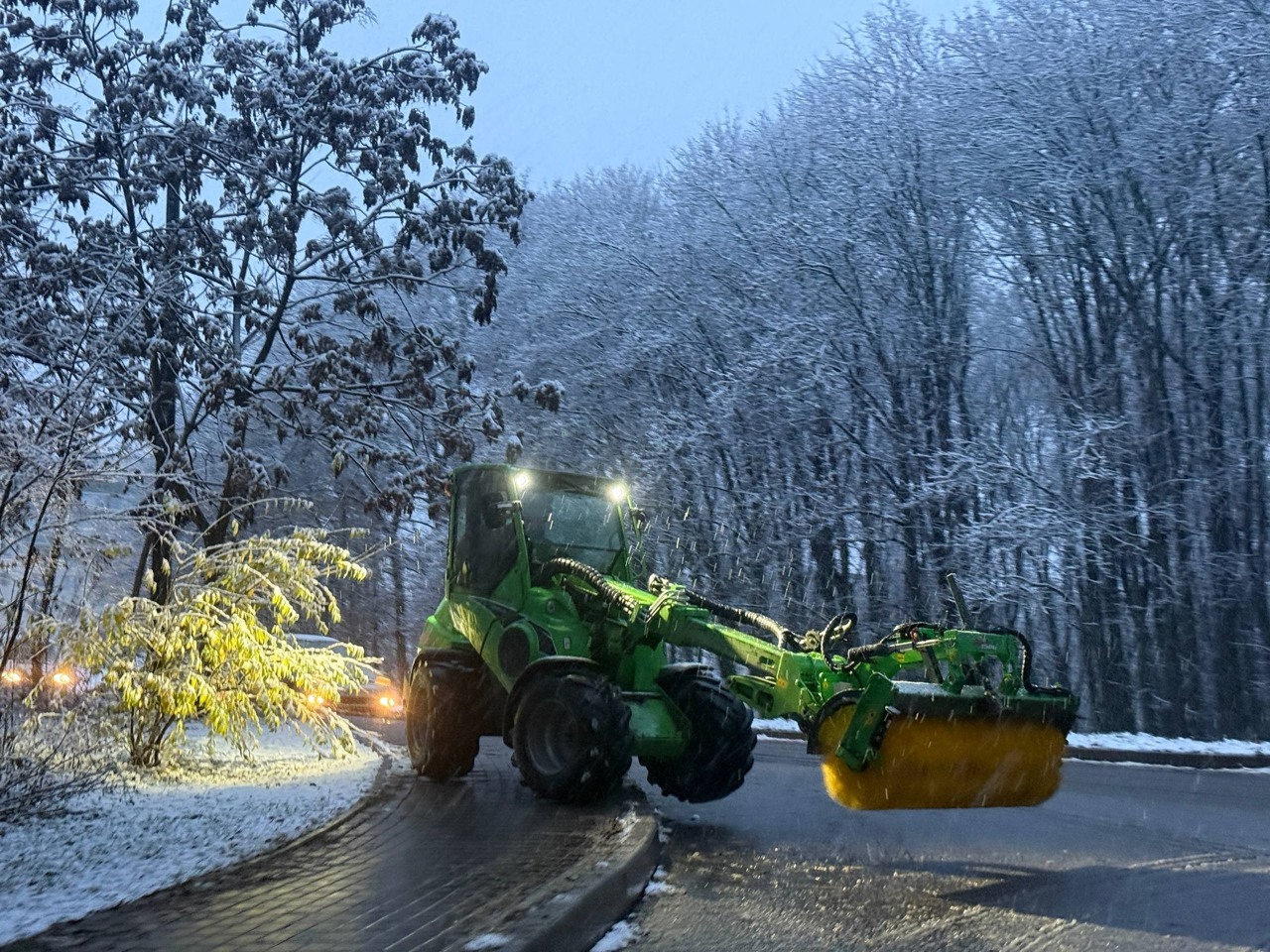 Chișinău urges public transport use following overnight snowfall