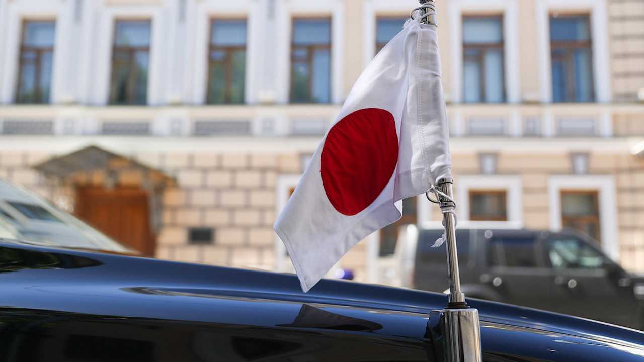 Japonia închide toate centrele sale economice din Rusia