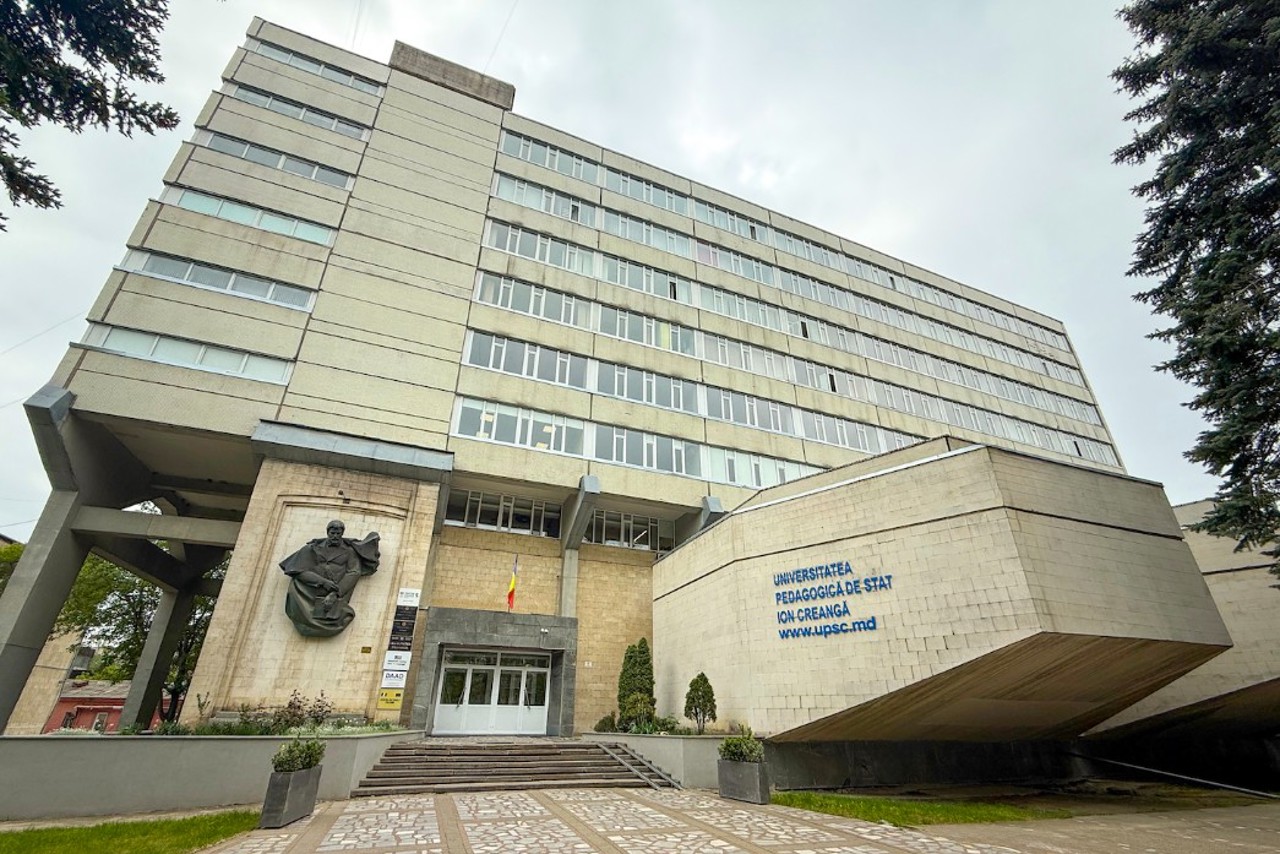 Costuri mai mici, flexibilitate mai mare: Universitatea Pedagogică „Ion Creangă” și-a extins programele pentru învățământul la distanță 