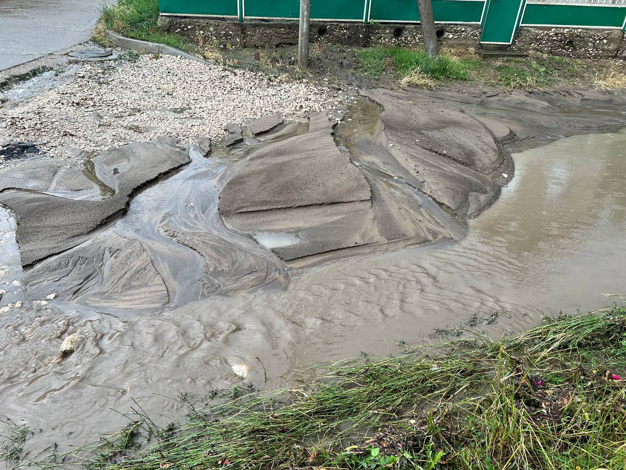 Чрезвычайное положение в Чадыр-Лунге после проливных дождей. Ущерб составляет 5 миллионов леев