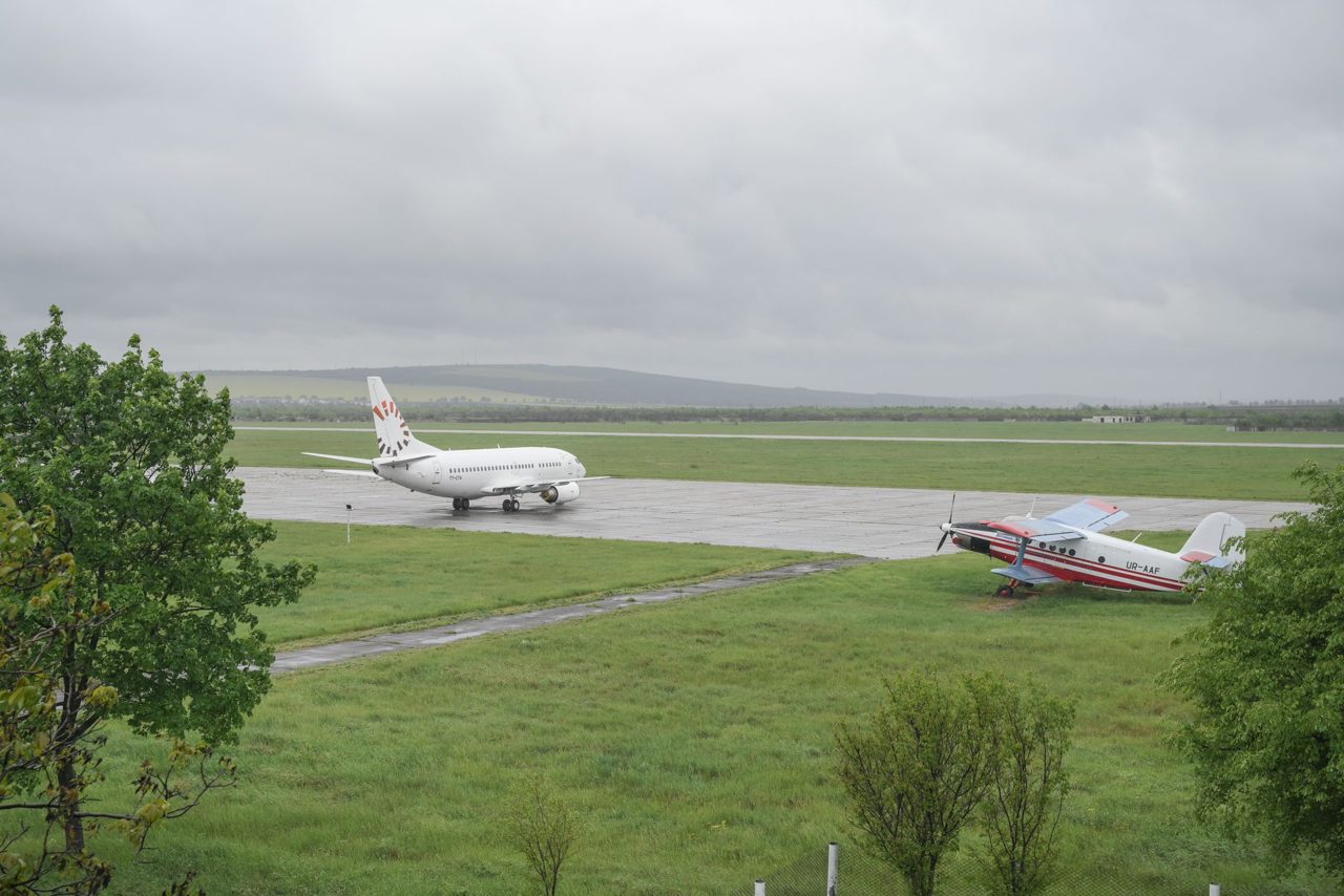 Primul zbor low cost ar putea fi efectuat de pe aeroportul de la Mărculești „într-un an”, anunță Vladimir Bolea