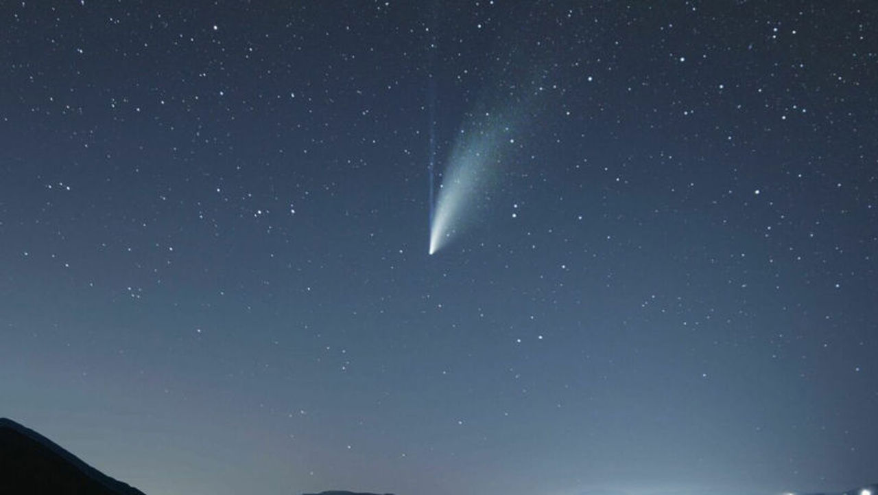 Comet, which passed by Earth 50 thousand years ago, will be able to be seen again