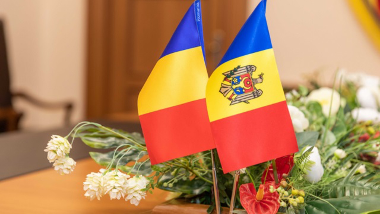 The members of the legal commissions of the Parliament of the Republic of Moldova and the Senate of Romania will convene in a joint meeting