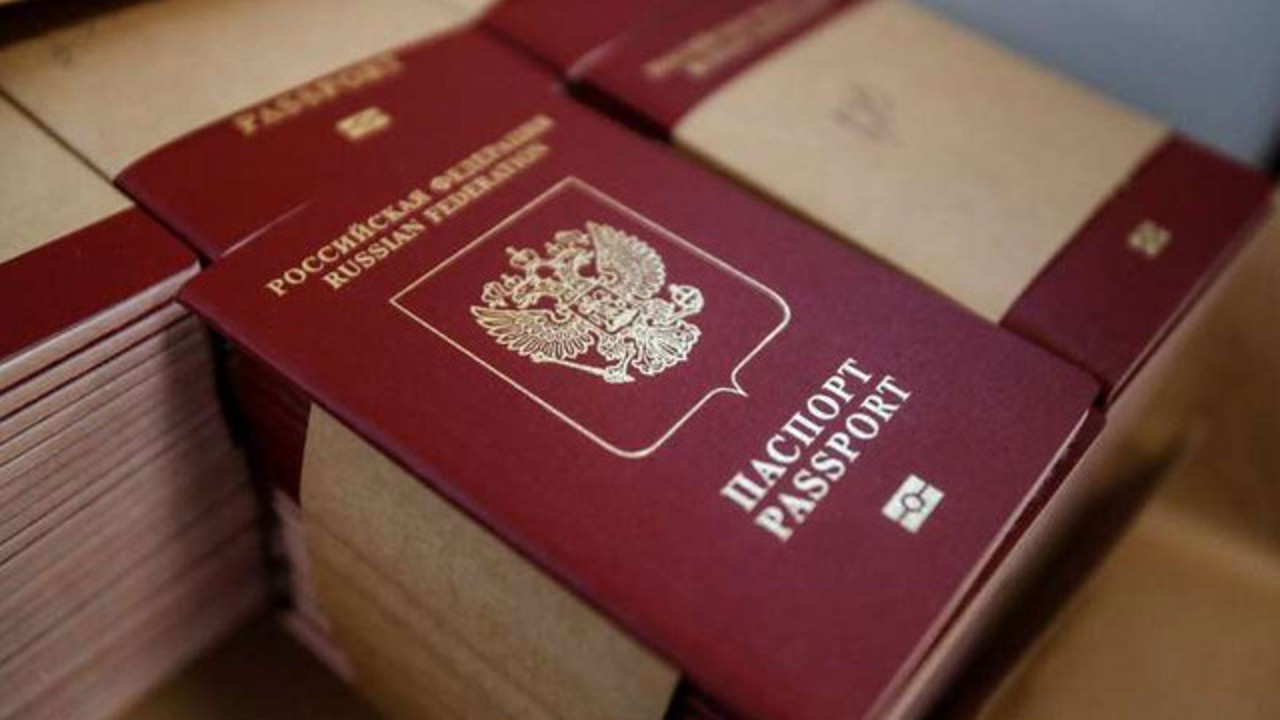 Russia confiscates passports of senior officials to stop defections