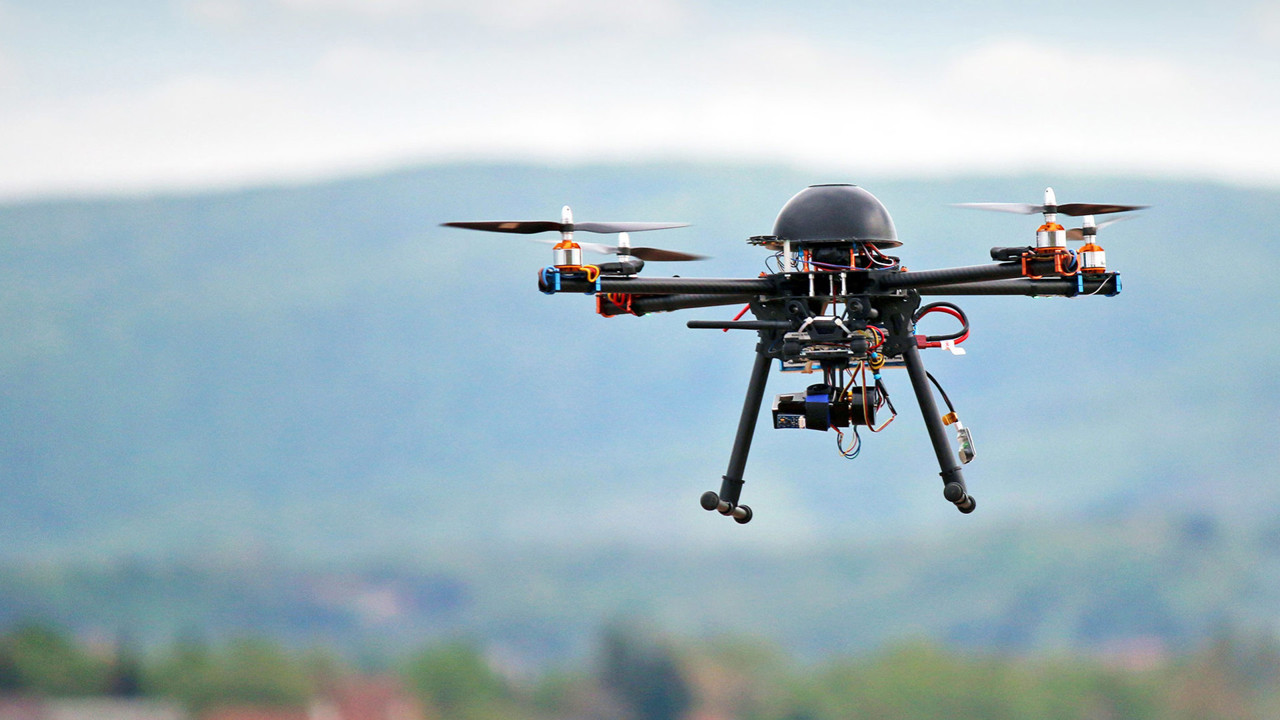 Inspector AAC, la Radio Moldova: Pilotarea dronelor fără autorizație poate atrage amenzi și chiar sancțiuni penale