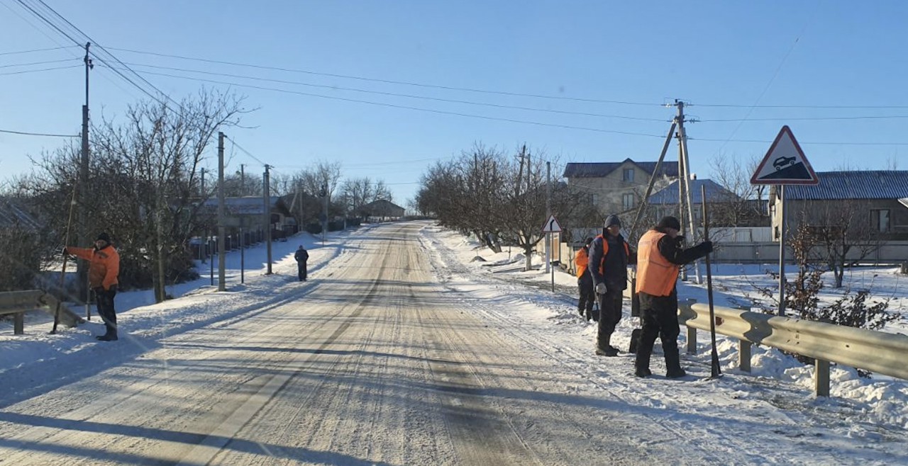 ASD: Se circulă în condiții de iarnă, toate drumurile naționale sunt practicabile