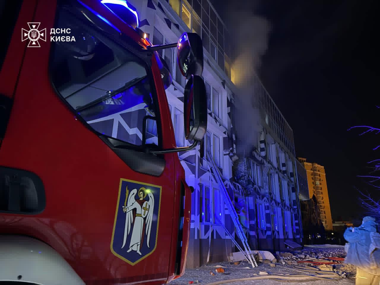 Continuă bombardamentele asupra Ucrainei: atac asupra unui spital din Kiev