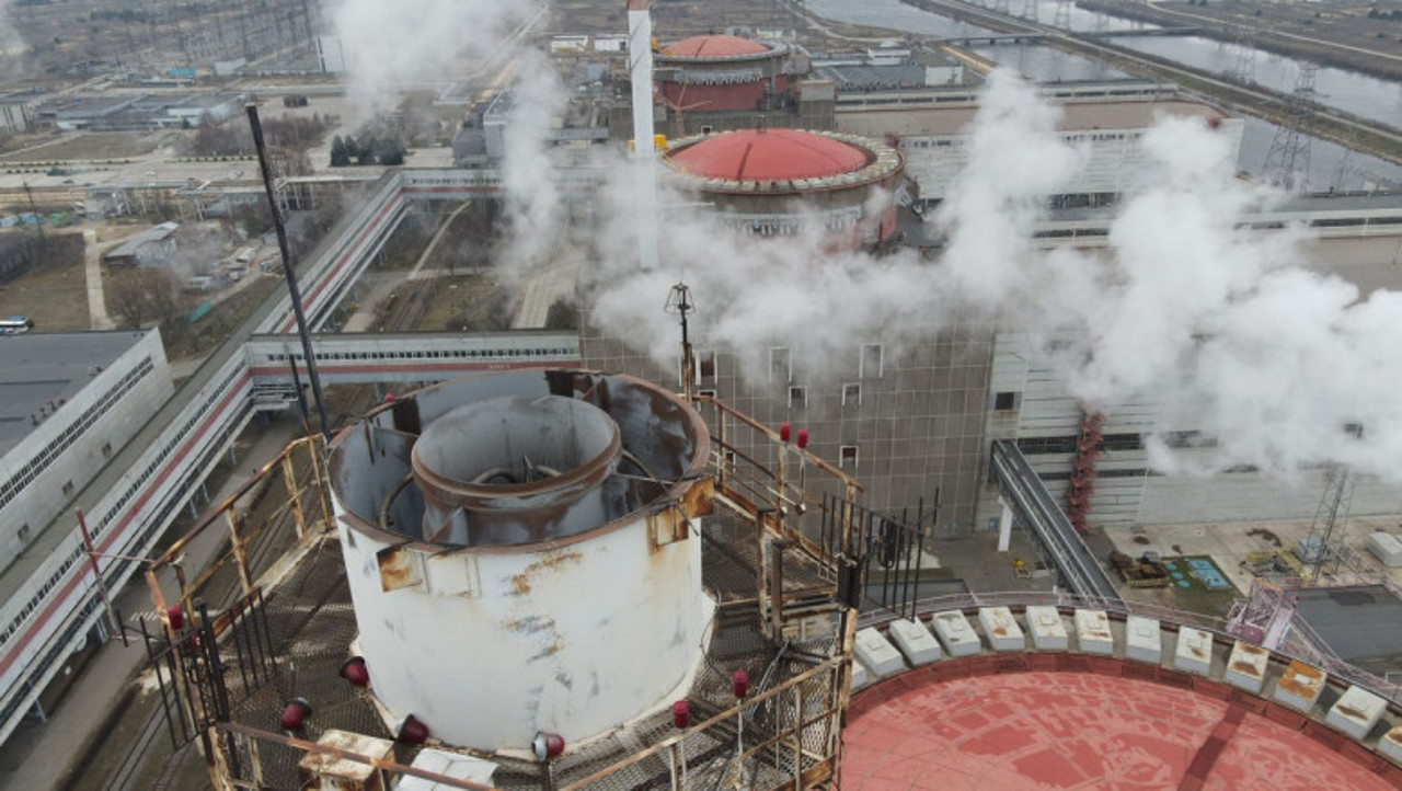 Zaporizhzhya nuclear plant initiates reactor shutdown following water leak, reports IAEA