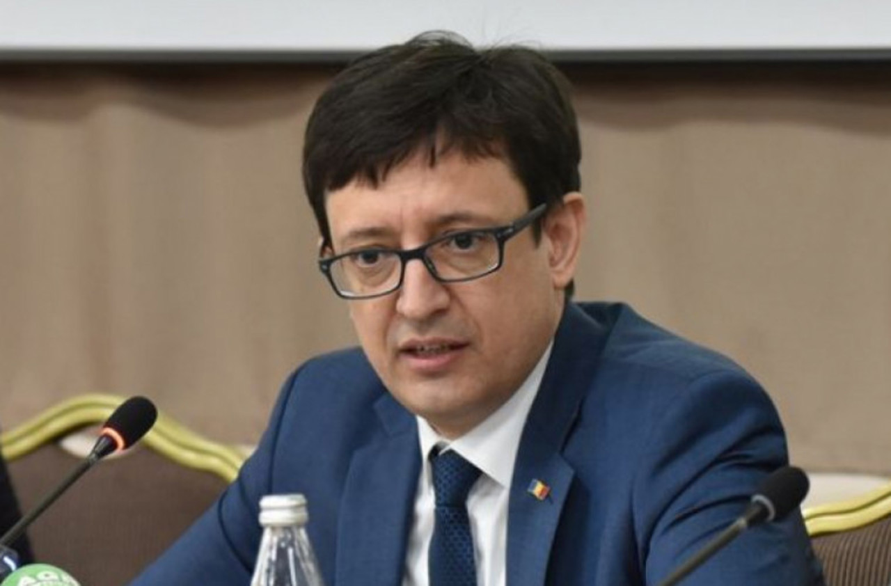 Governor of the National Bank of Moldova, Octavian Armașu, was dismissed 