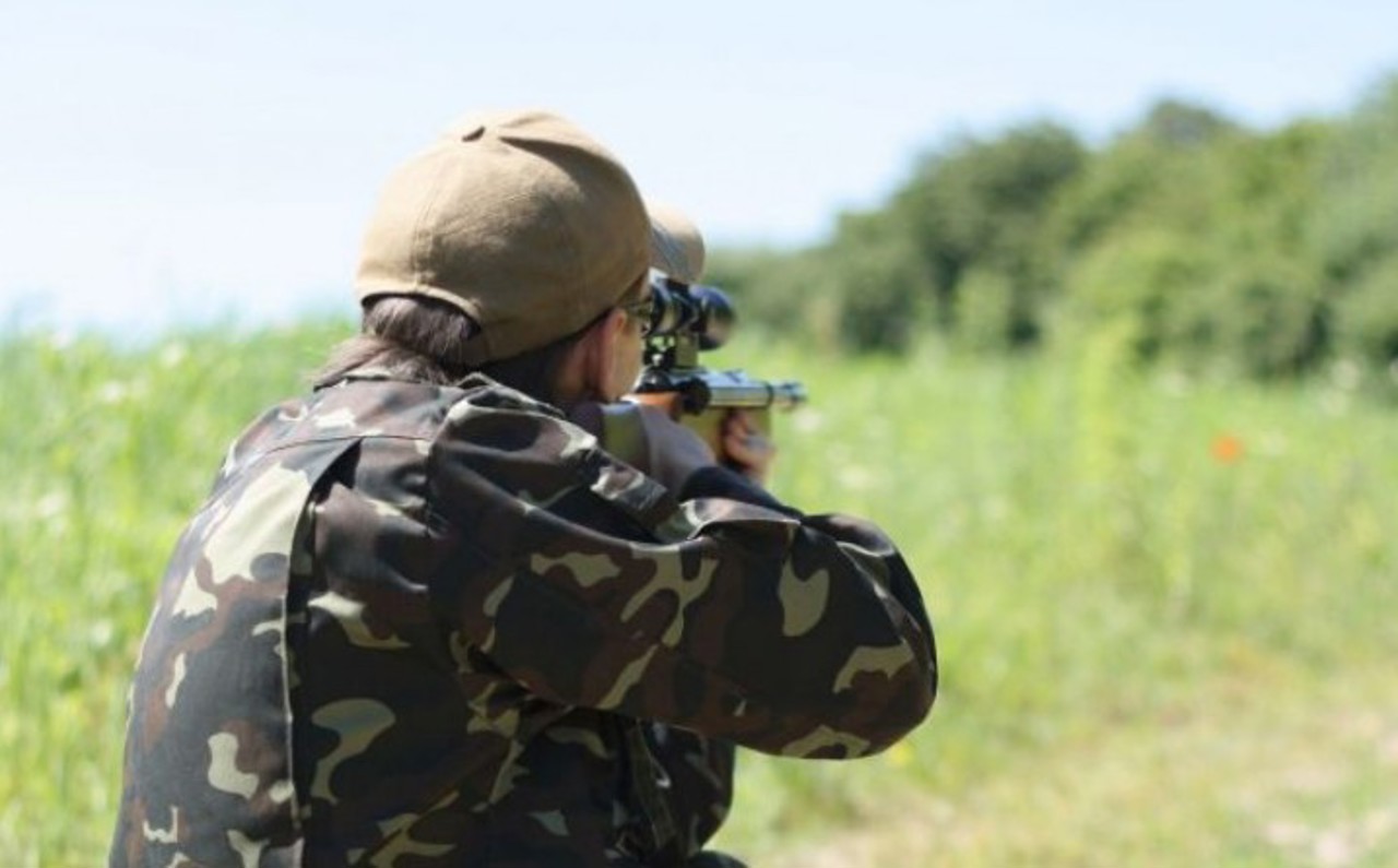 Reguli stricte pentru vânătorii care merg să împuște animale în zona de frontieră