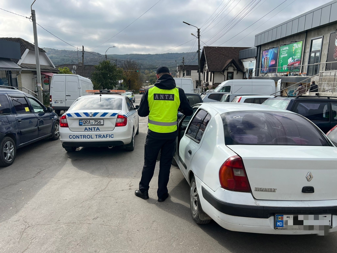 Seven drivers fined in Călărași for illegal transport; license plates seized by ANTA and INSP