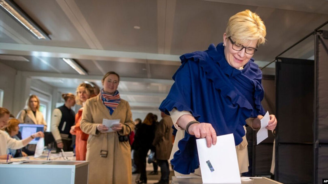 Alegeri și referendum în Lituania. Scrutinul, monitorizat inclusiv de observatori din Republica Moldova 