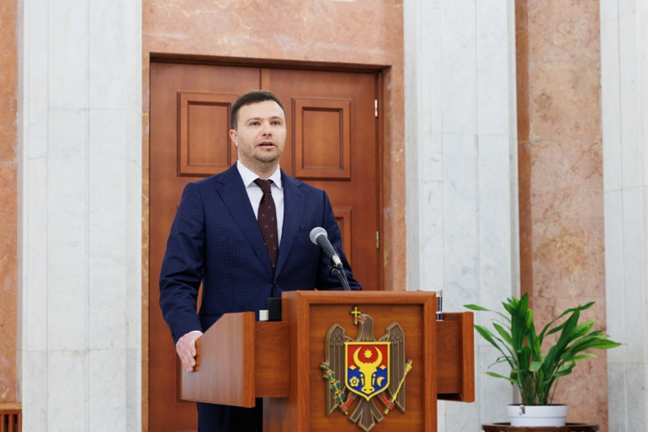Ministrul Mediului pleacă într-o vizită de lucru în România. Pe agendă – întrevederi cu oficiali de peste Prut