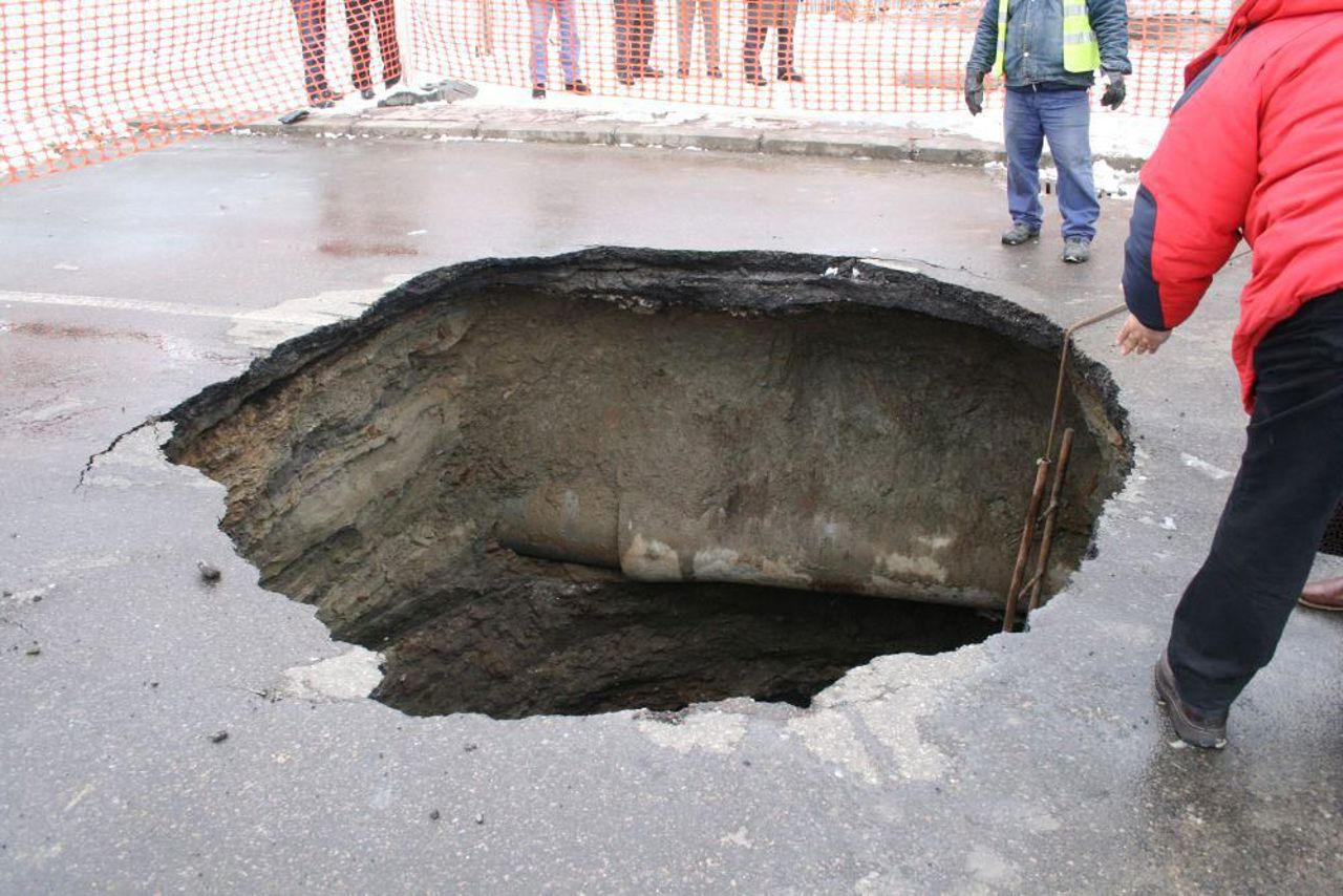 Alertă la Bălți privind starea critică a unei străzi de la periferia orașului