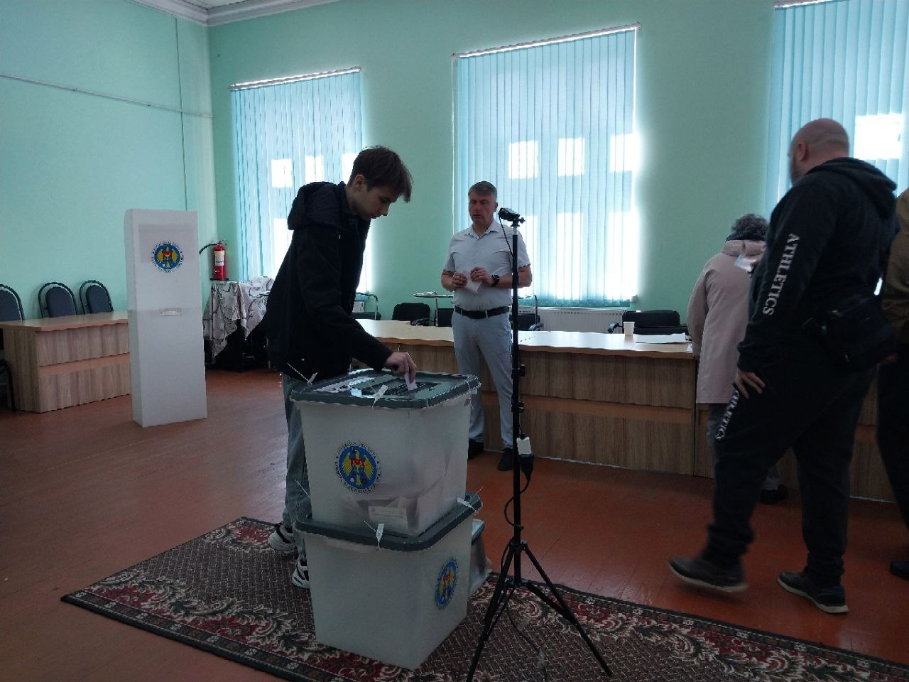 Alegerile locale | Prezența la vot până la ora 15:00: Peste 24% din numărul celor incluși pe listele electorale au votat  