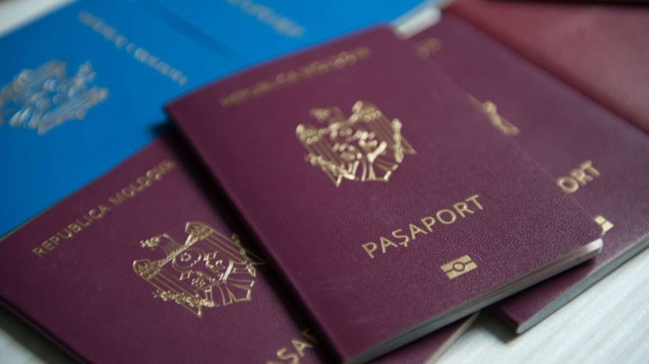 Scumpiri pentru eliberarea pașaportului și permisului de conducere: Care sunt noile tarife și când intră în vigoare