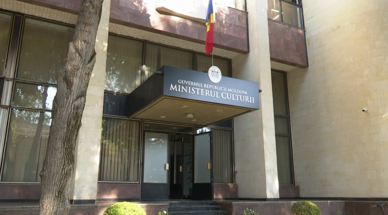 Salariul de zeci de mii de lei la Ministerul Culturii provoacă controverse. Jardan: „Să lăsăm tinerii în pace”