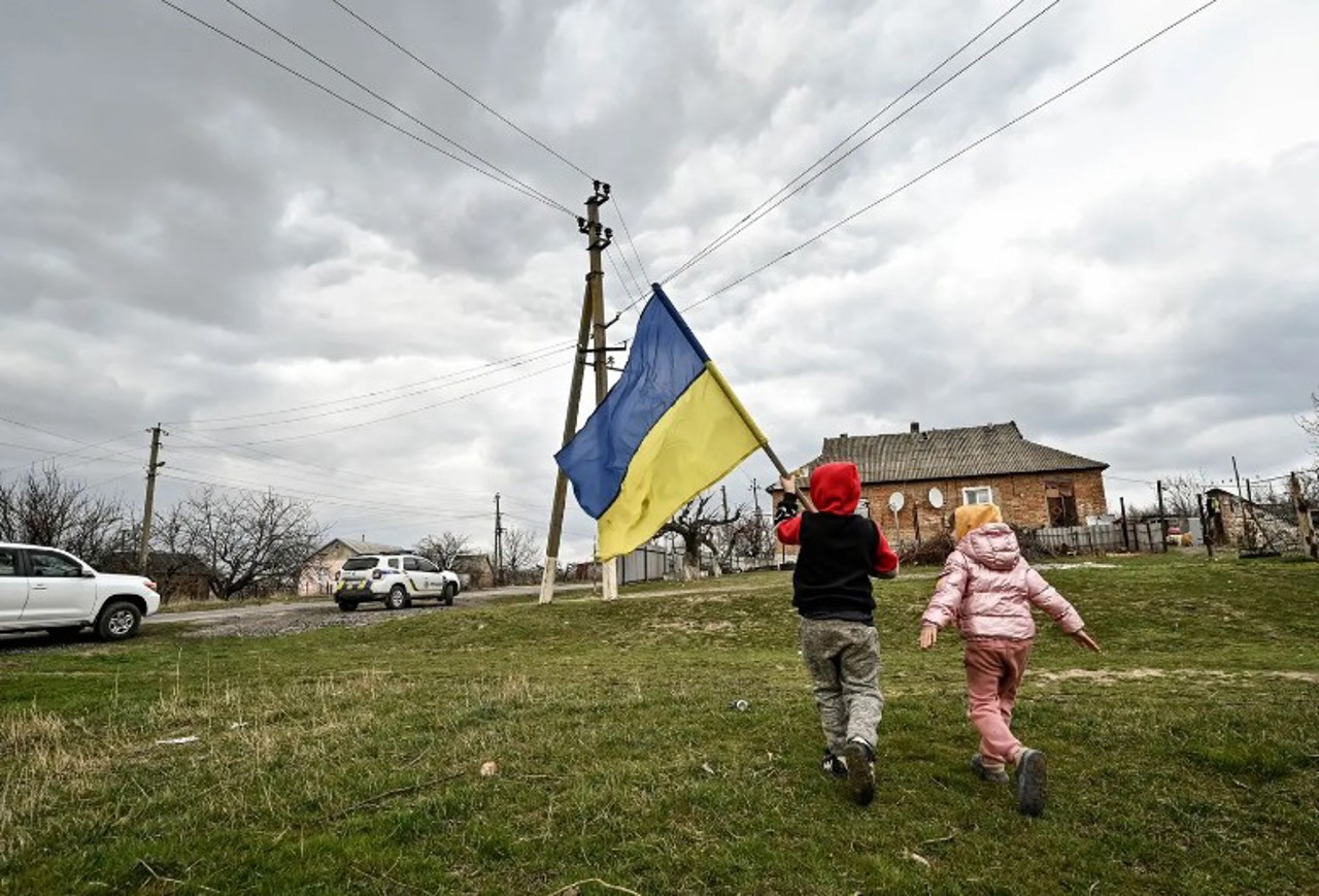 Alți opt copii ucraineni, luați cu forța în Rusia, au revenit acasă