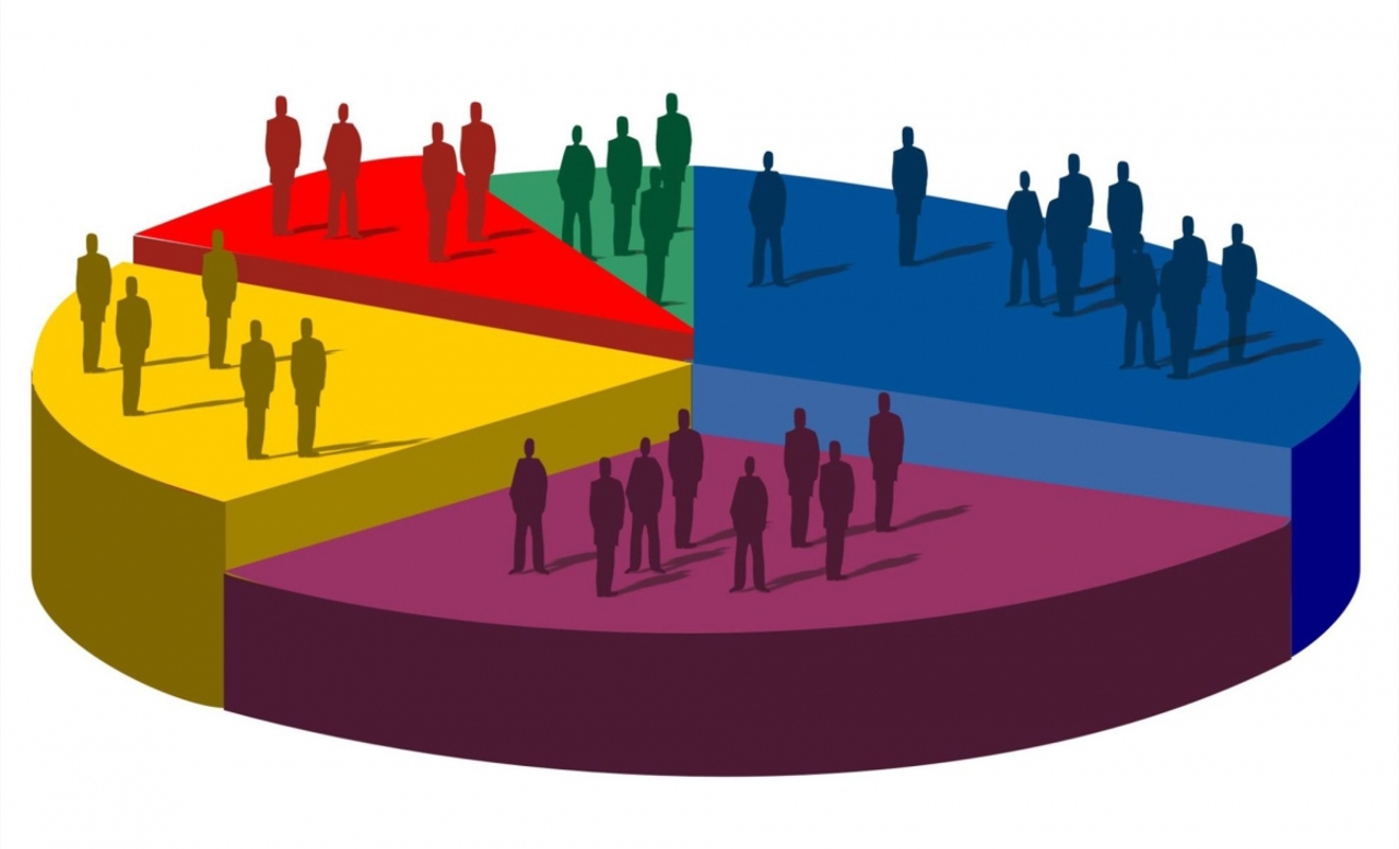 Last polls before Sunday's elections: More than half of the voters could participate in the referendum, and there will be a second round in the presidential elections