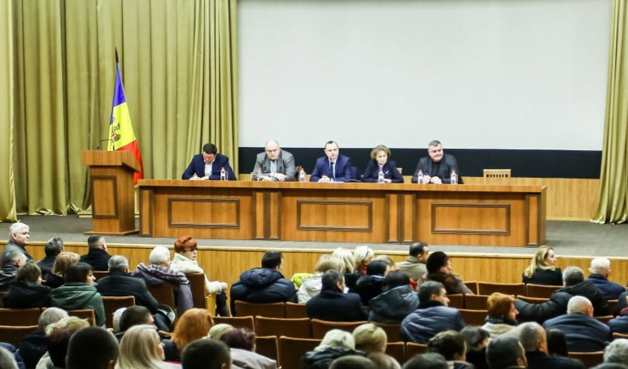 Grigore Novac: Igor Dodon nu a discutat cu colegii de partid despre posibila revenire la șefia formațiunii