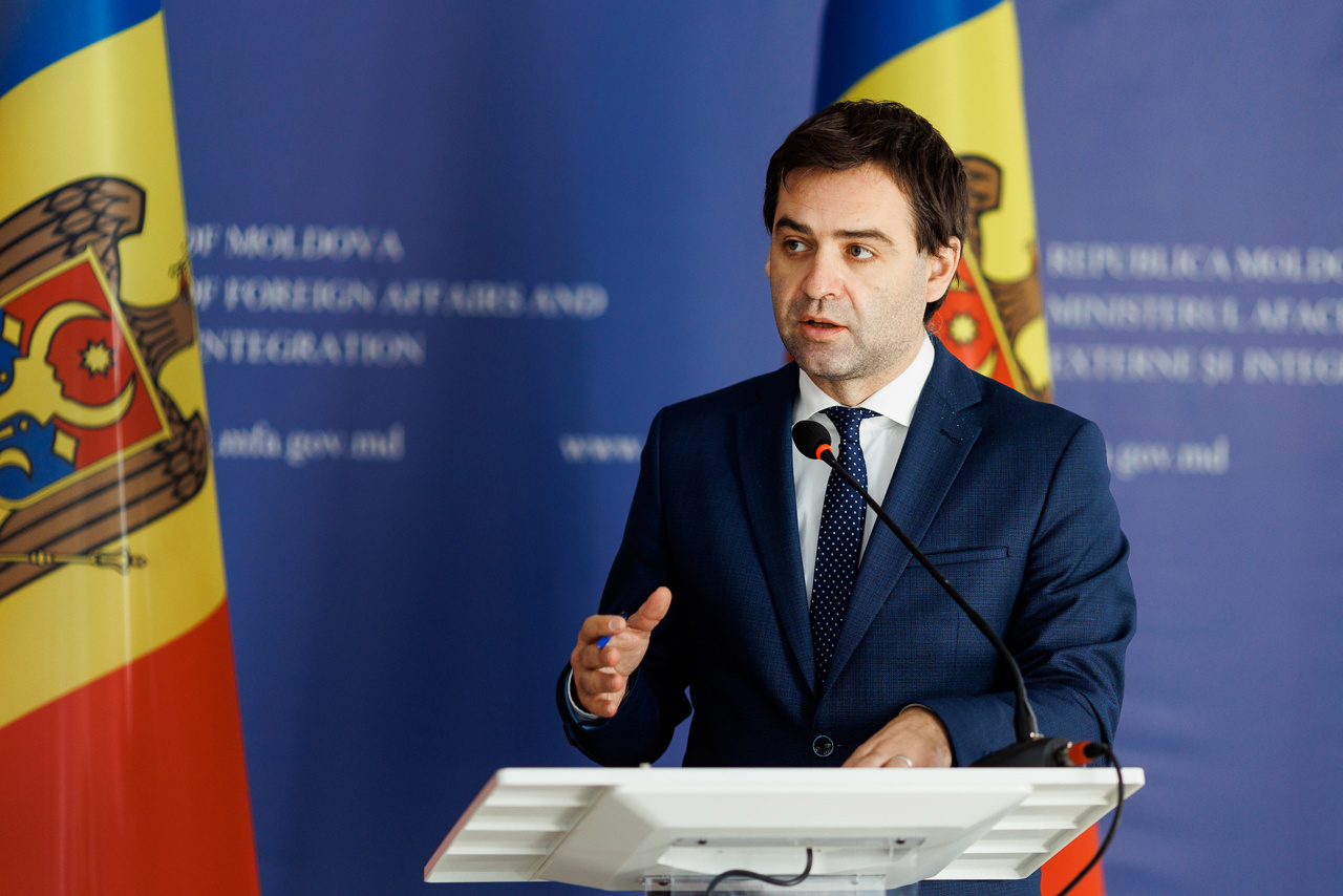 Нику Попеску представляет шаги по реализации девяти условий ЕК в Брюсселе
