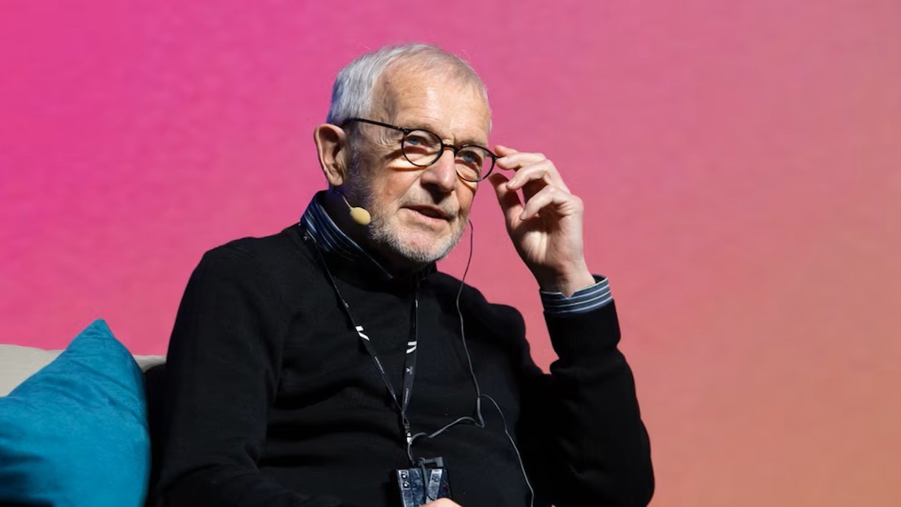 Francis Halzen obține Premiul Nobel pentru Fizică 2026: A transformat gheața Antarcticii într-un observator de neutrini