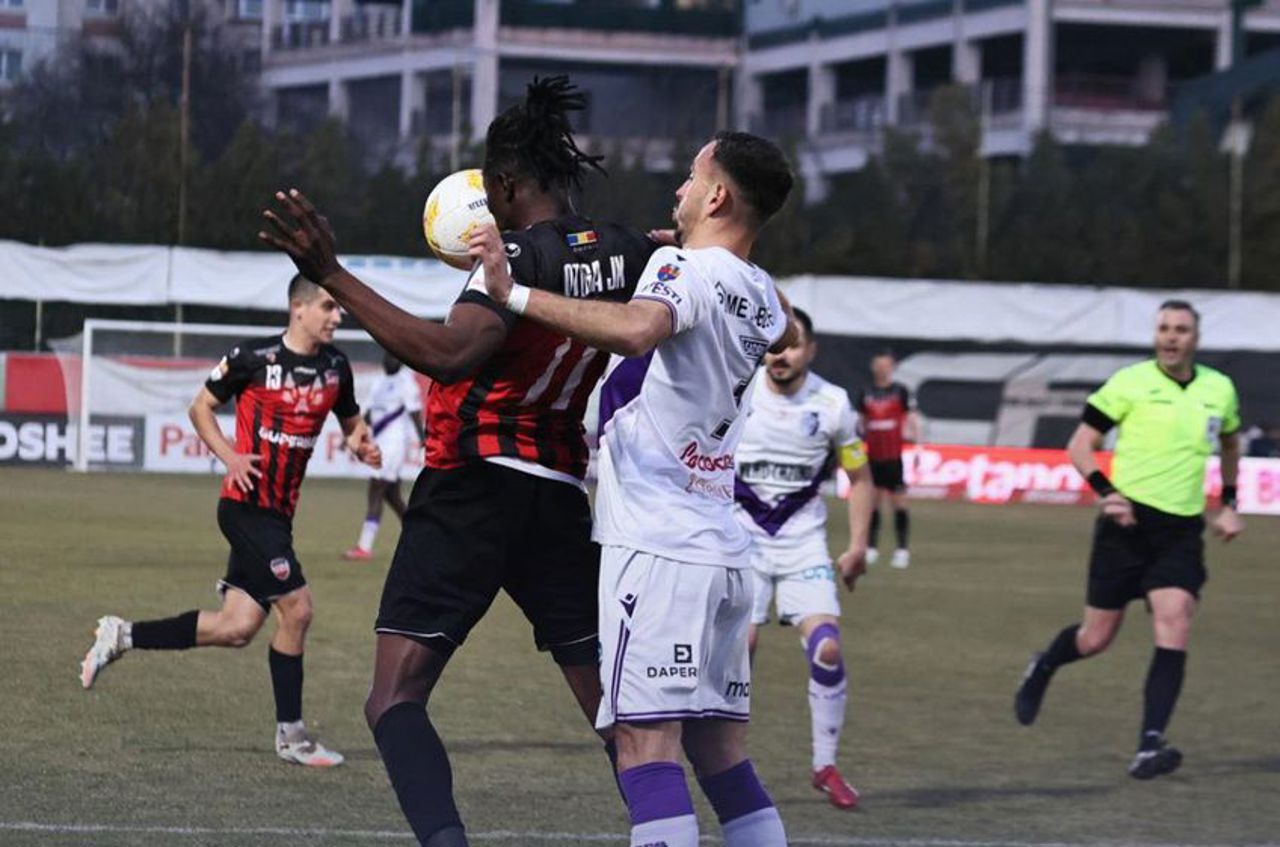 FC Argeș și CS Universitatea Craiova s-au calificat în semifinalele Cupei României la fotbal 