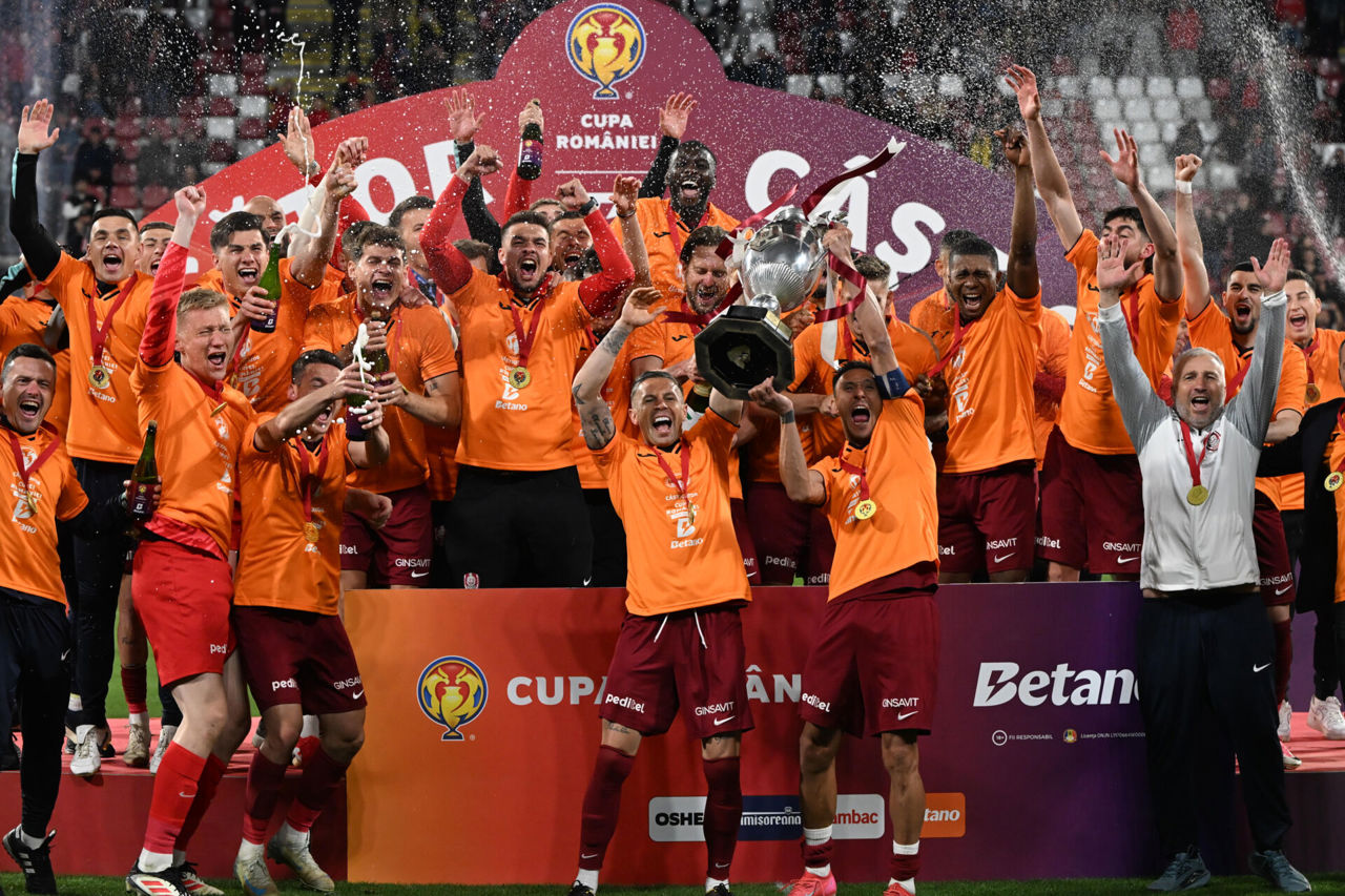 Fotbalistul moldovean Virgiliu Postolachi a cucerit Cupa României cu echipa sa de club, CFR Cluj 