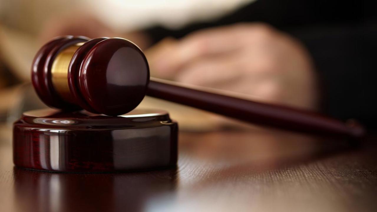O femeie din Fălești nu și-ar fi executat obligațiile părintești: Riscă sancțiune penală 