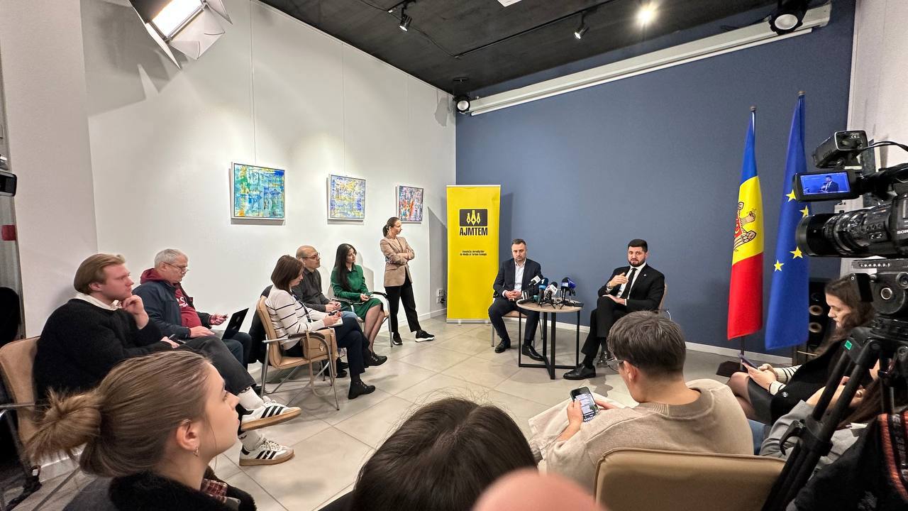 ANRE: Există semnale de ieftinire a gazelor, dar calculele finale vor fi făcute abia în ianuarie