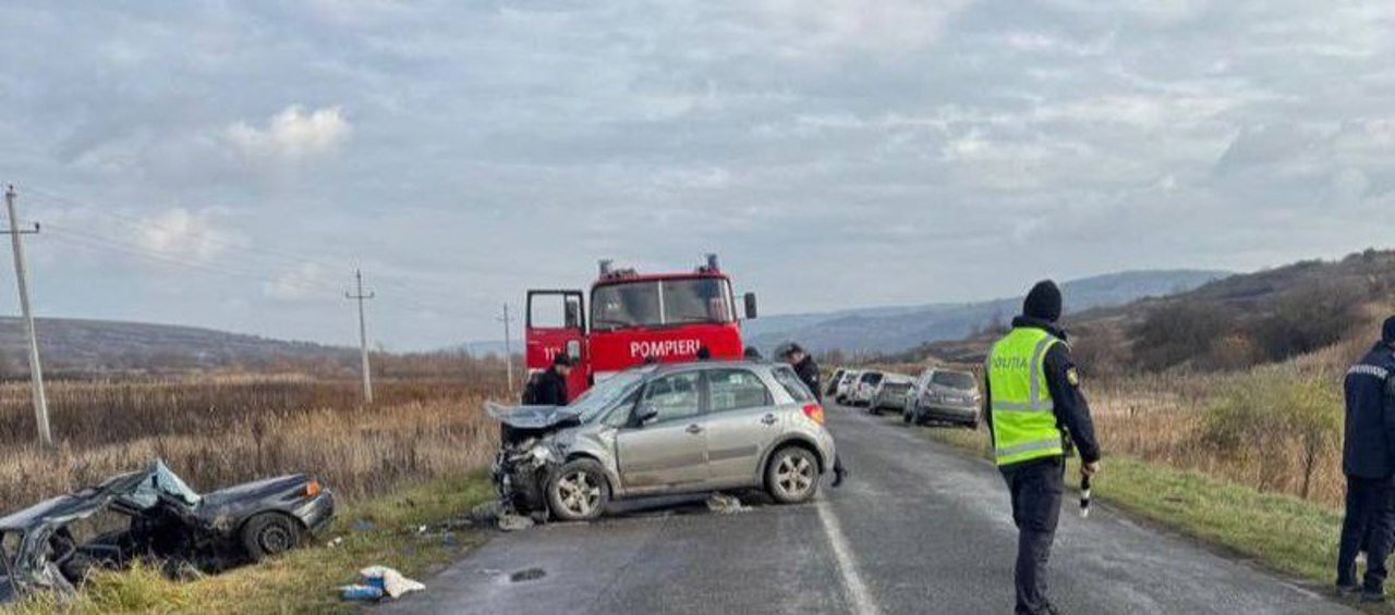 Accident fatal la Strășeni: trei persoane au decedat, una a fost transportată la spital