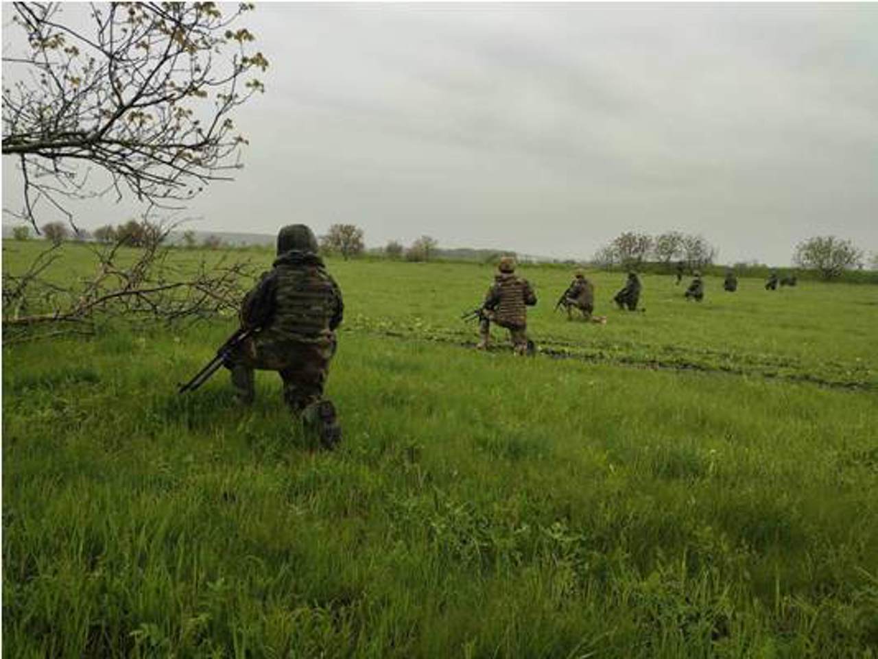 Молдавские и румынские военные проводят совместные учения на полигоне в Бэлць