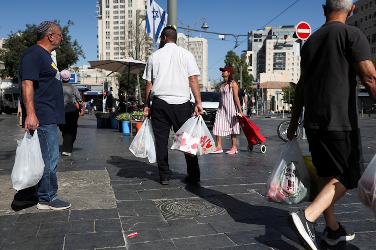 Moldoveancă din Israel: „S-a transmis ca fiecare să stea acasă, în buncăre, pentru că se așteaptă rachete”