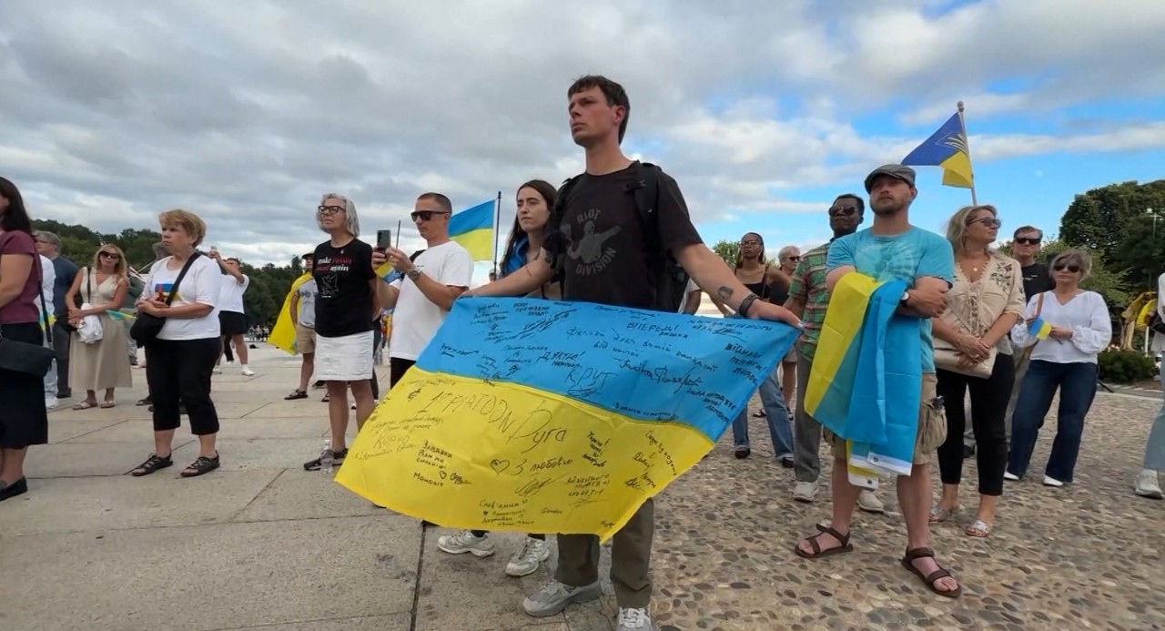 Manifestație la Washington: Ucrainenii din SUA au sărbătorit Ziua Independenței și au solicitat sprijin militar sporit pentru Kiev