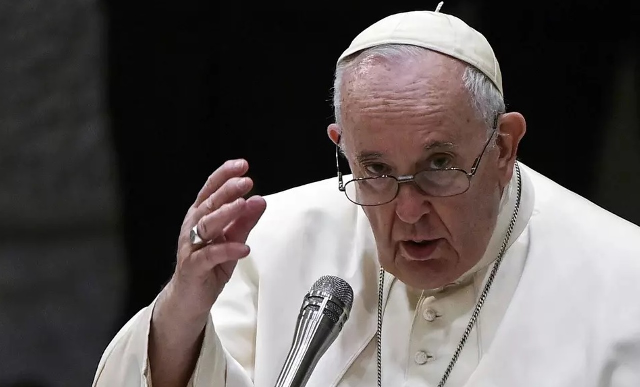 Papa Francisc le-a cerut câștigătorilor Cupei Mondiale din Qatar să sărbătorească victoria „în umilință”