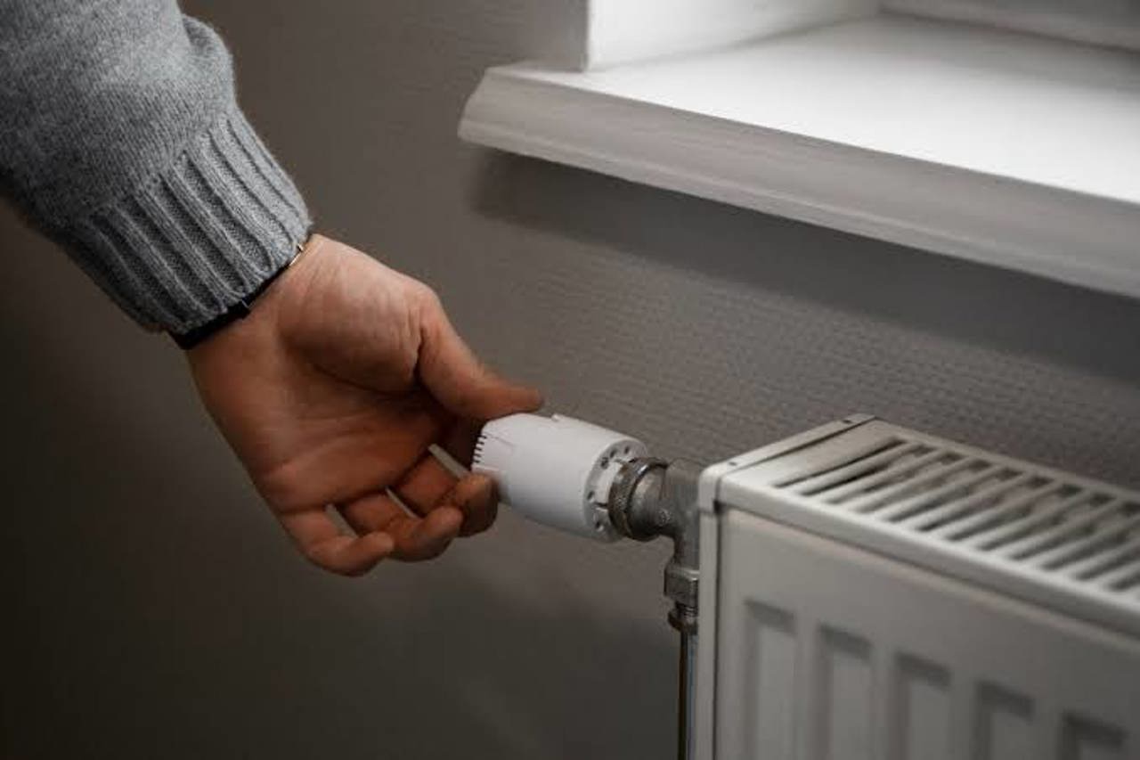 „Nu vom veni buluc peste cetățeni”: Autoritățile explică modificările în proiectele de modernizare a termoficării la Chișinău și Bălți