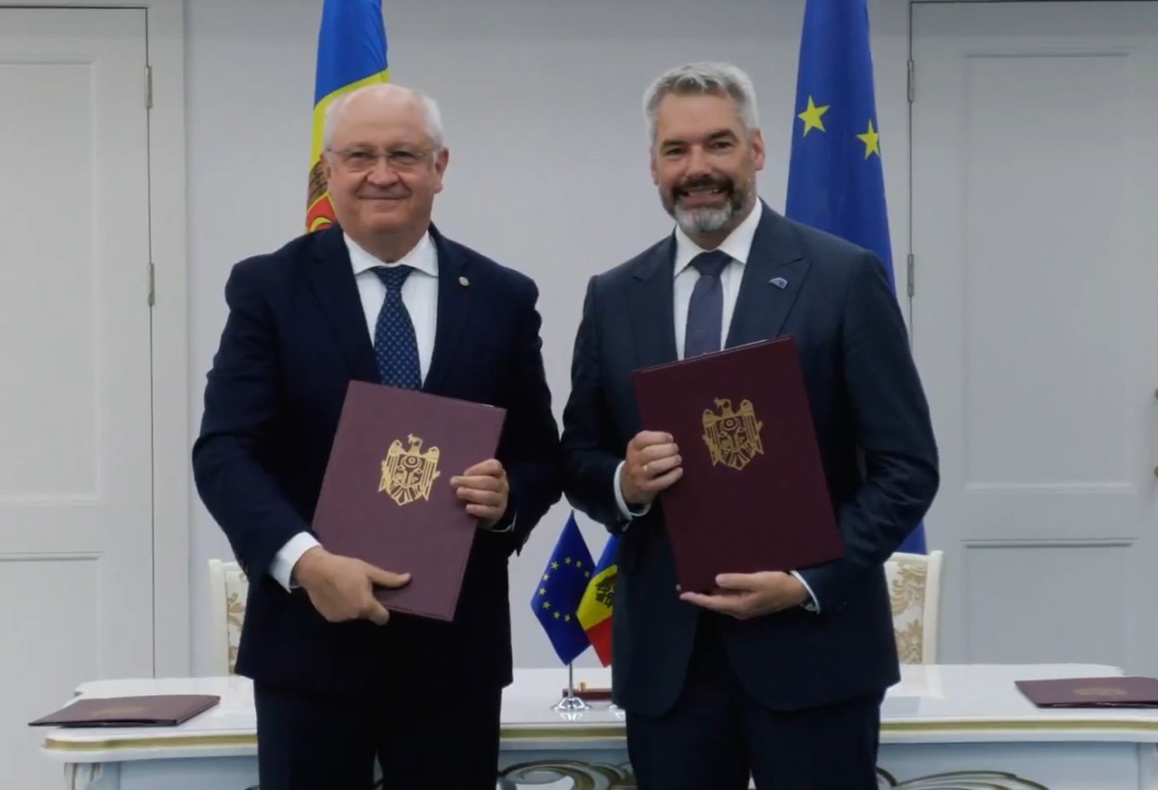 Finanțări BEI pentru școlile și spitalele din R. Moldova