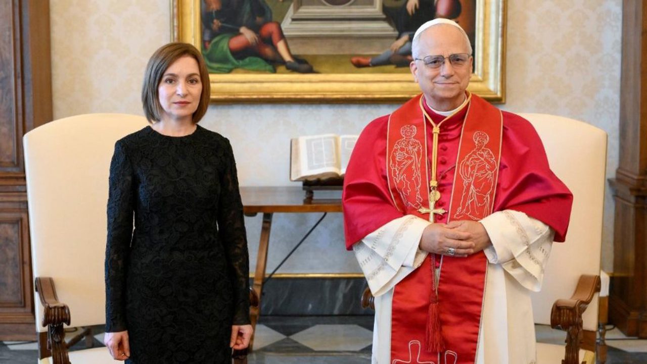 Moldovan President Maia Sandu meets Pope at Vatican on Ukraine