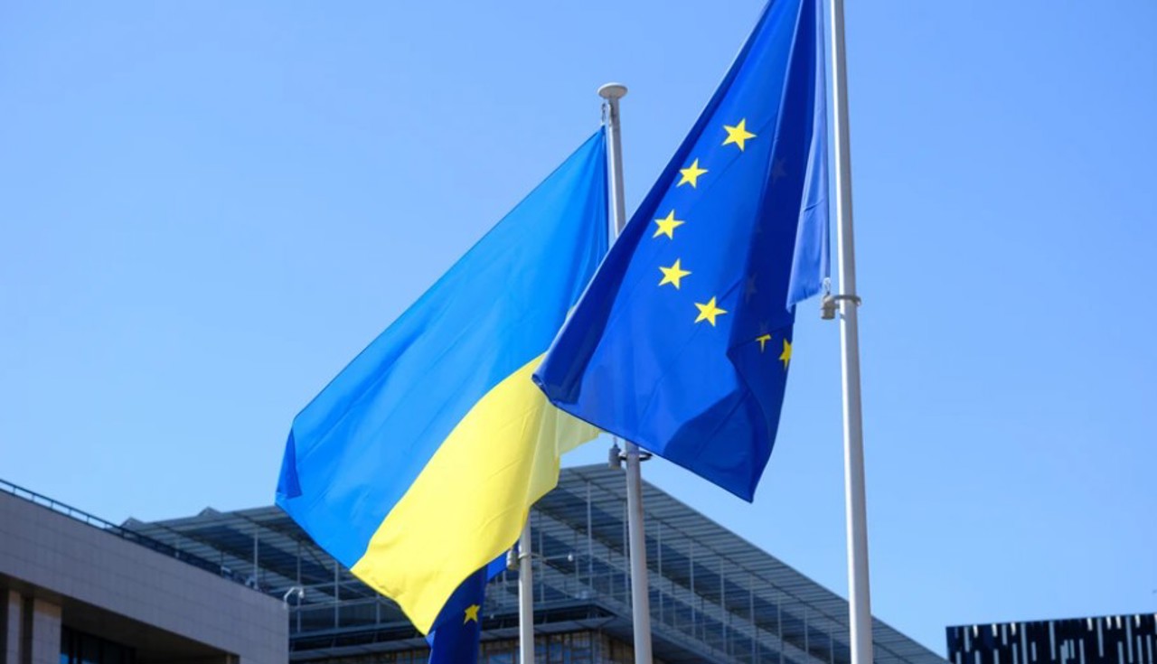 Sprijin militar suplimentar: UE transferă Ucrainei 1.2 miliarde de euro