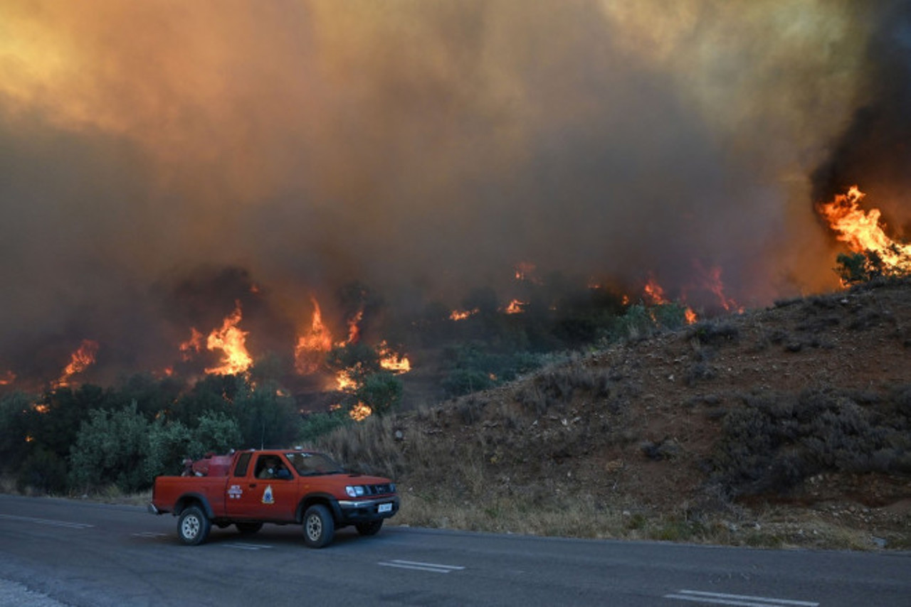 Grecia se luptă cu un nou val de incendii