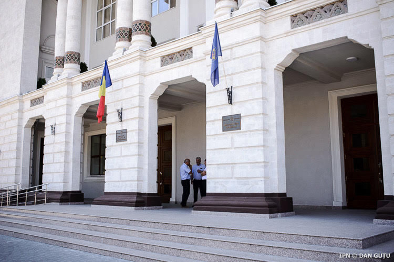 Ultimii doi proprietari ai unor încăperi din clădirea Procuraturii Generale vor fi expropriați