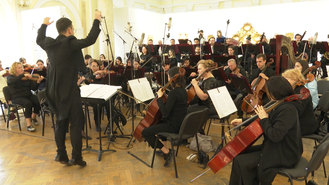Premieră muzicală la Chișinău: Orchestra TRM a interpretat simfonia „Istanbul" în cadrul evenimentului cultural „O seară pe Bosfor"