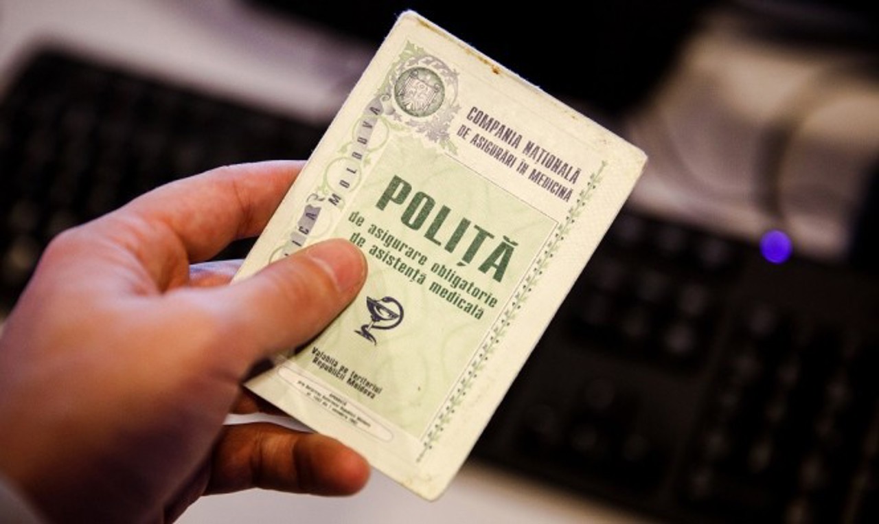 Categoriile de persoane care beneficiază de o reducere de 80% din valoarea primei de asigurare obligatorie de asistență medicală