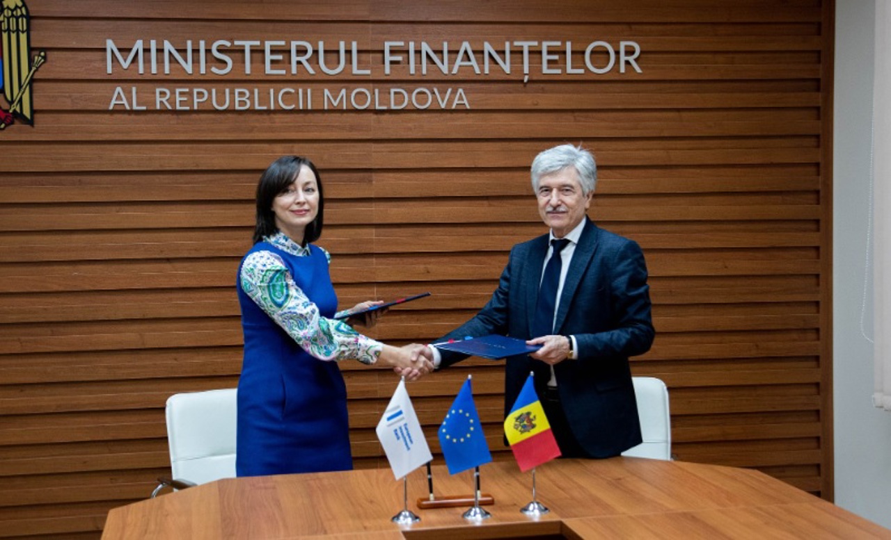 BEI oferă 100 milioane de euro pentru continuarea proiectului „Moldova Drumuri III”