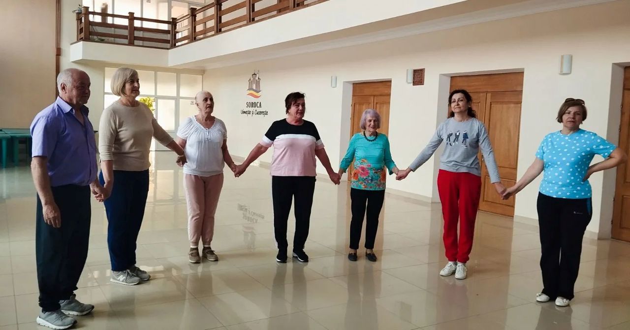 Seniorii din Soroca demonstrează că dansul nu are vârstă: „Suntem ca o familie”