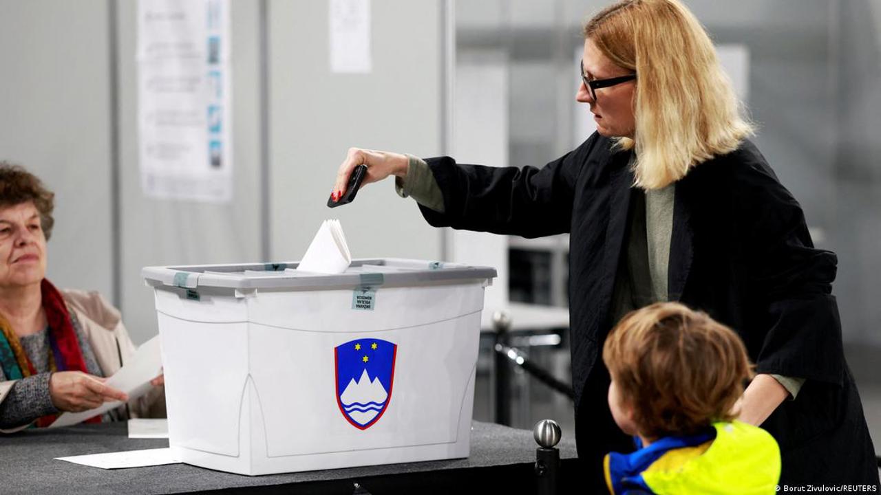 În Slovenia au loc alegeri parlamentare pe 22 martie