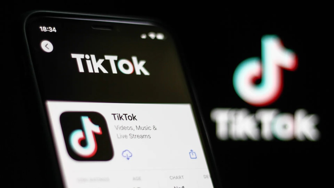 TikTok: Cinci rețele proruse și peste 134.000 de conturi false au fost eliminate în perioada electorală din R. Moldova. WatchDog: „Succese superficiale”